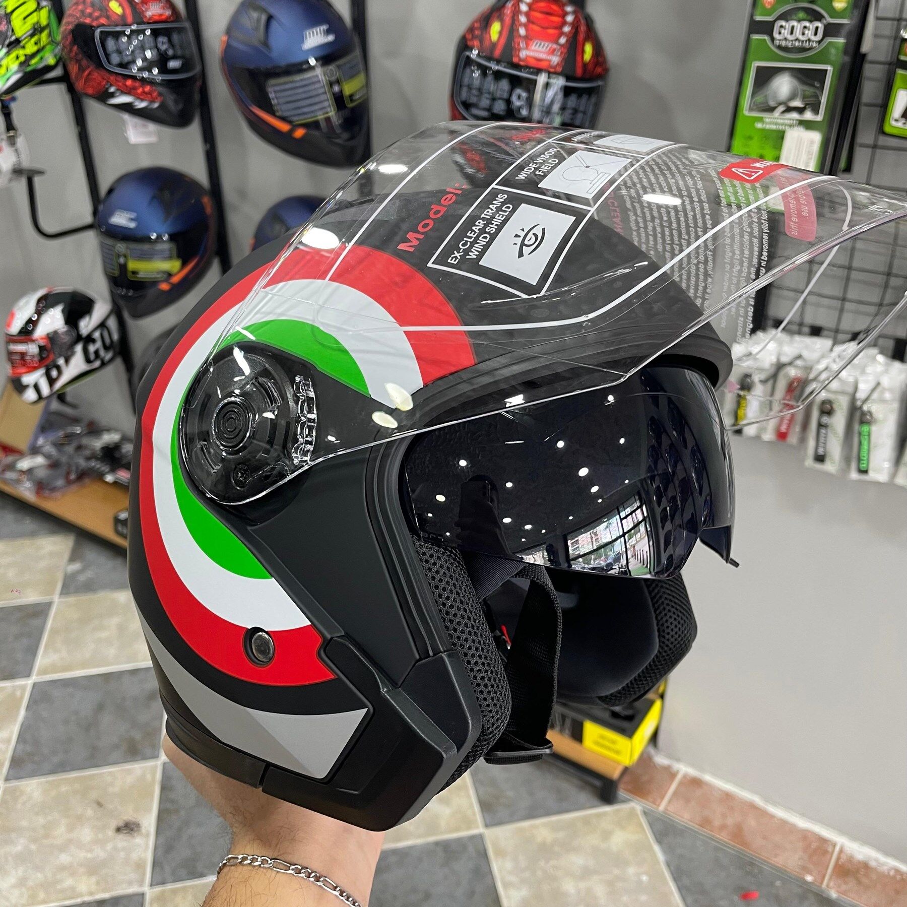 JİEKAİ YARIM KASK GÜNEŞ VİZÖRLÜ DESENLİ