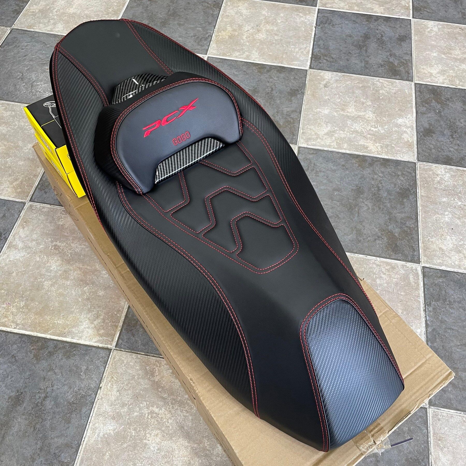 HONDA PCX 2021 - 2025 UYUMLU SPOR BEL DESTEKLİ KIRMIZI KOLTUK SELE