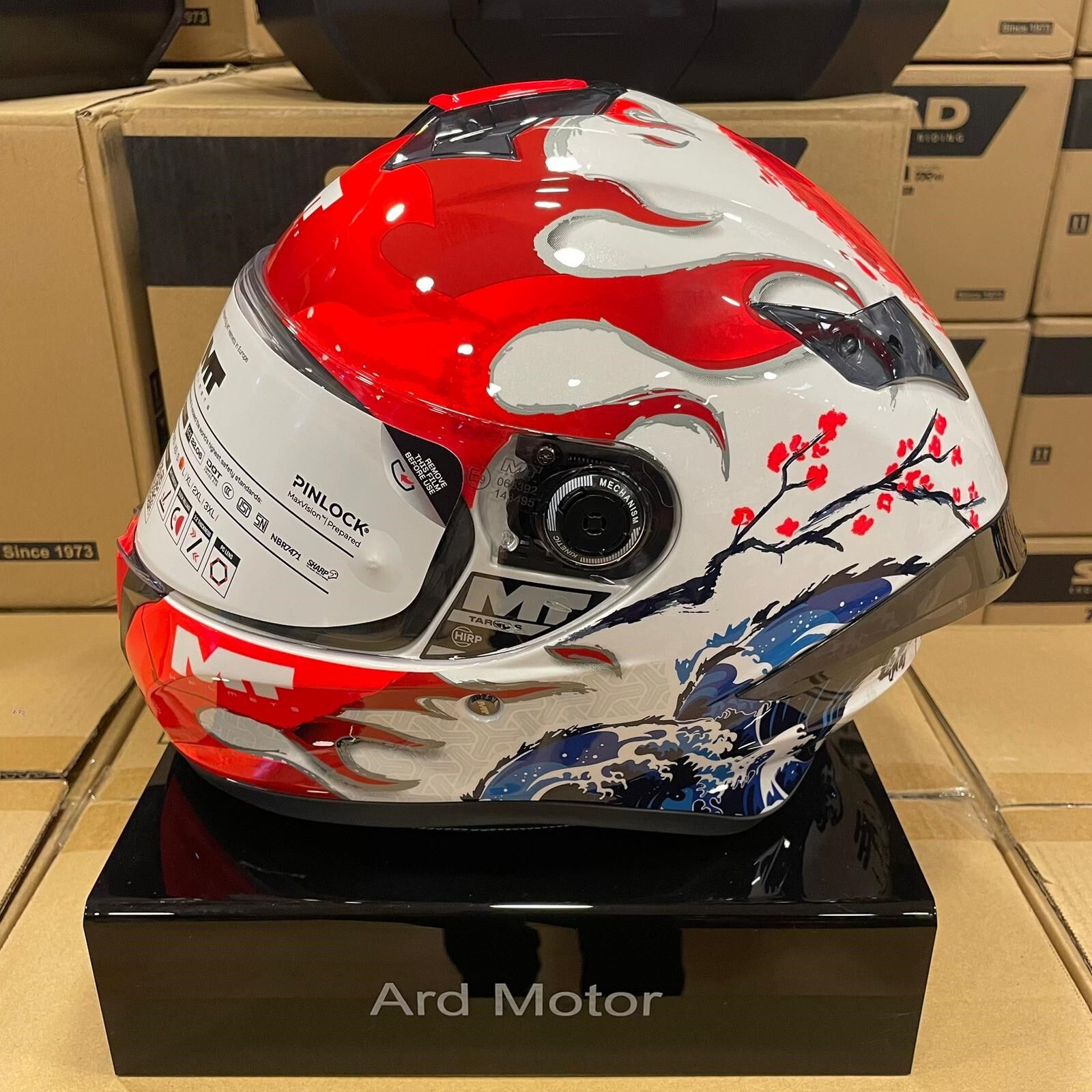 MT TARGO S YAMANAKA A5 PARLAK KASK