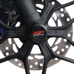 GP Kompozit Honda Forza 250 2018-2025 Uyumlu Ön Aks Koruma Takozu Siyah